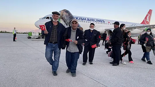 Ahıska Türklerinden oluşan altıncı kafile de Elazığ'a geldi