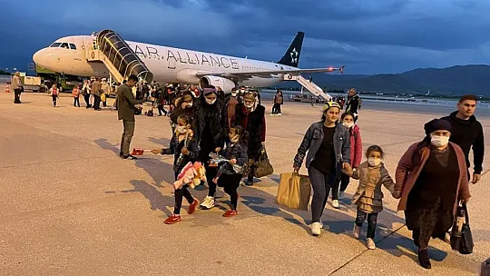 Ahıska Türklerinin 8. kafilesi de Elazığ'a ulaştı