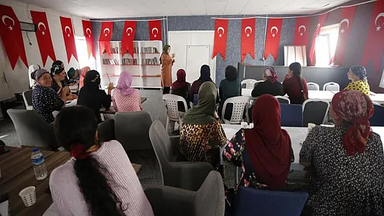 Ahıska Türkü kadınlar ana dillerini Türkiye'de öğrenme imkanı buldu