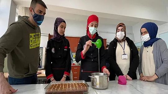 Elazığlı öğrencilerden 'İftarınız Bizden Olsun' projesi