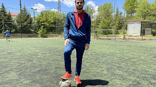 İşitme engelli milli sporcu geleceğin sporcularını yetiştiriyor