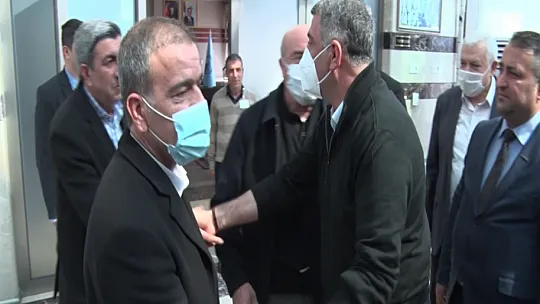 Vekil Erol'a miting havasında karşılama