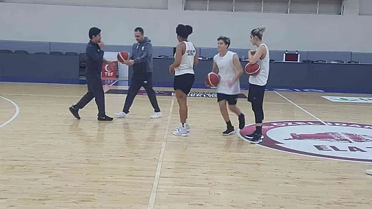 Elazığ'ın Perileri B. Kayseri basketbol maçı hazırlıklarına başladı