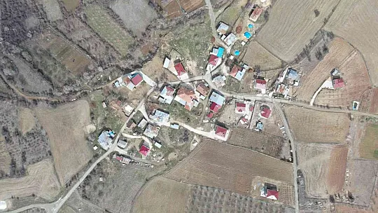 Elazığ'ın ilk kadın muhtarıydı, şimdi ise köyünün ablası oldu