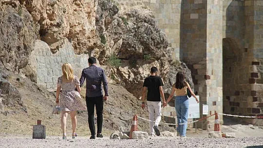 Harput bu bayramda cıvıl cıvıl