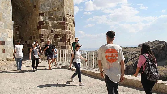 Harput bu bayramda cıvıl cıvıl