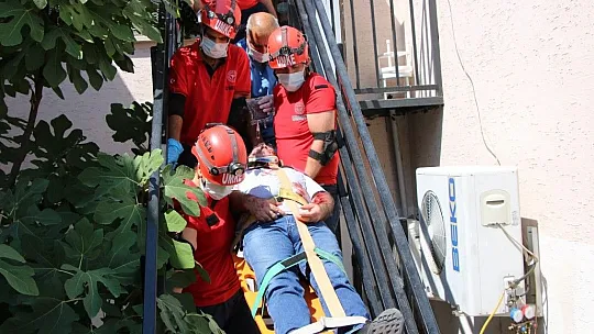 Nefes kesen deprem ve yangın tatbikatı