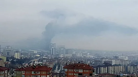 Yapımı süren Elazığ Atatürk Stadyumunda yangın