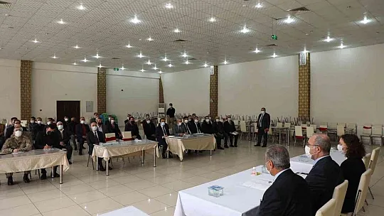 Elazığ Valisi Toraman, Maden'de incelemelerde bulundu