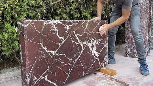 Elazığ vişne mermeri üreticisine ABD'den 5 bin mezar taşı siparişi