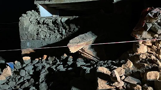 Erzurum'da yaşanan depremde 45 evde hasar tespit edildi