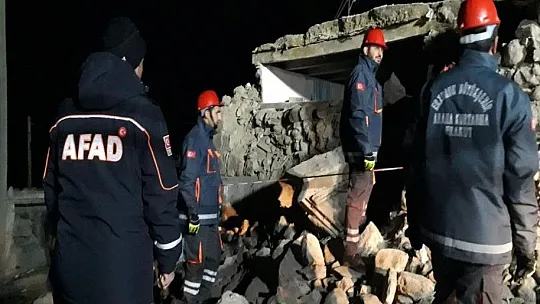 Erzurum'da yaşanan depremde 45 evde hasar tespit edildi