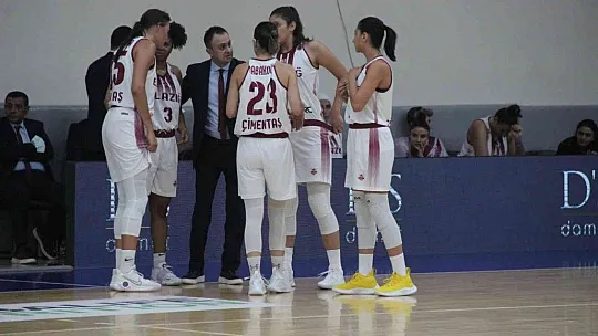 Elazığ İl Özel İdare, Macaristan ekibi Uni Györ'ü 74-67 mağlup etti