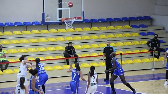 Elazığ'ın Perileri PAOK'u devirdi