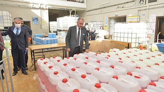 Okul fabrika gibi çalıştı, 2 milyon 987 bin liralık ciroya ulaştı