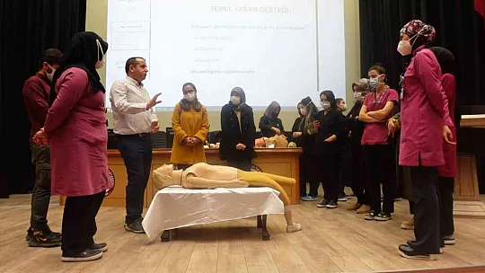 Temel ve ileri yaşam desteği eğitimine yoğun ilgi