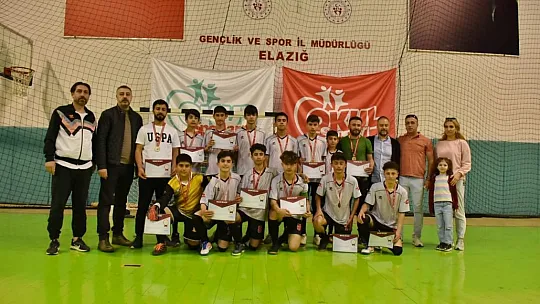 Futsalda yarı finalistler belli oldu