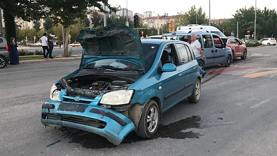 Gelin aracından inen gelin, koşarak ambulansa gitti