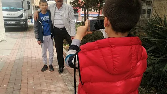 Müslüm Baba Elazığ sokaklarında