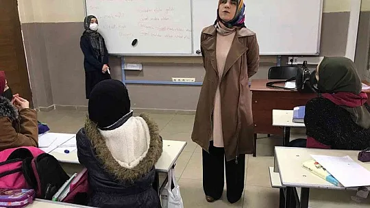 Rukiye Öğretmen'in büyük azmi!