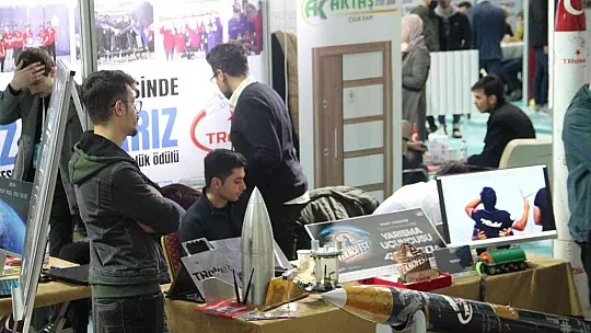 Güneydoğu Kariyer Fuarı'na yoğun ilgi
