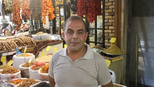 Gurbetçiler Kapalı Çarşı esnafını yalnız bırakmadı
