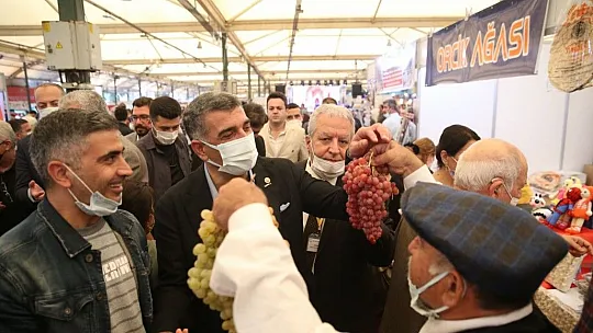 Vekil Gürsel Erol: İzmir ve Elazığ arasında bir gönül bağı var