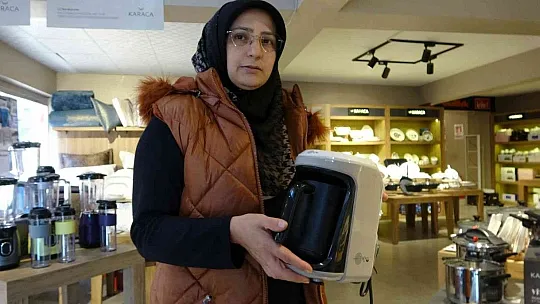 Güvenlik kamerasını gördüğü halde hırsızlıktan vazgeçmedi