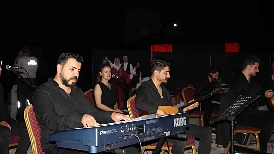 Halk Eğitim Merkezi korosu, kulakların pasını sildi