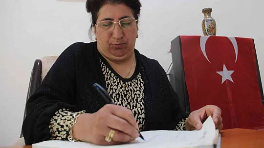 300 yıllık köyün ilk kadın muhtarı olarak hayalini gerçekleştirdi