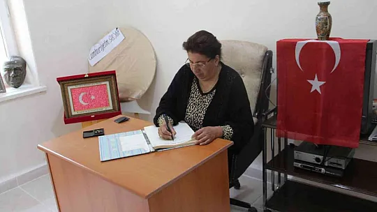 300 yıllık köyün ilk kadın muhtarı olarak hayalini gerçekleştirdi