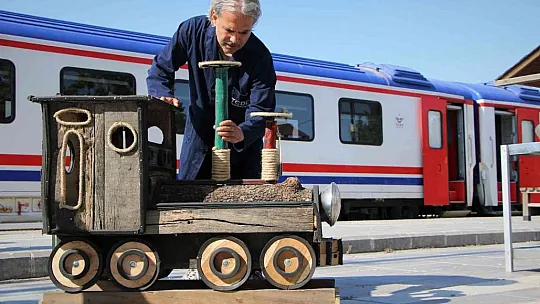 Herkes için atık, onun için sanat eseri