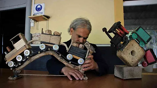 Herkes için atık, onun için sanat eseri