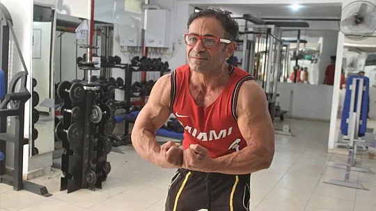 Dönmez gözünü dünya şampiyonluğuna çevirdi