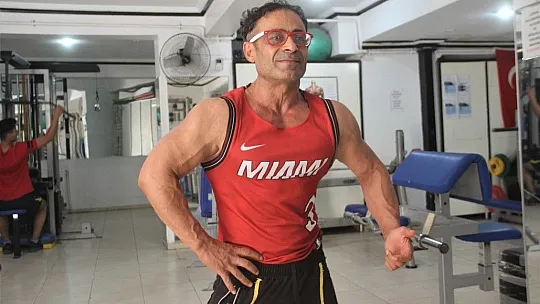 Dönmez gözünü dünya şampiyonluğuna çevirdi