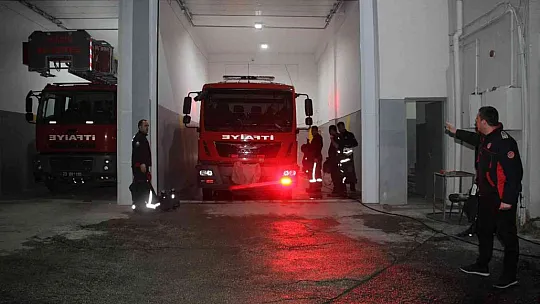 İtfaiyeciler ilk sahuru mesaide yaptı