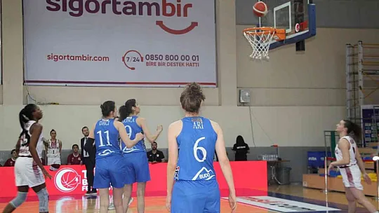 Elazığ'ın Perileri zor da olsa galibiyeti hatırladı