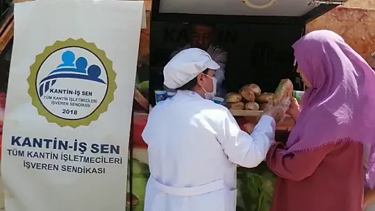Kantinbüs köy yollarında olmaya devam ediyor
