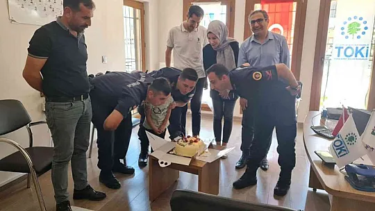 Kavga ihbarına giden jandarmaya sürpriz kutlama