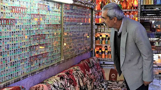 Kebanlı berberden 47 yıllık ilginç koleksiyon