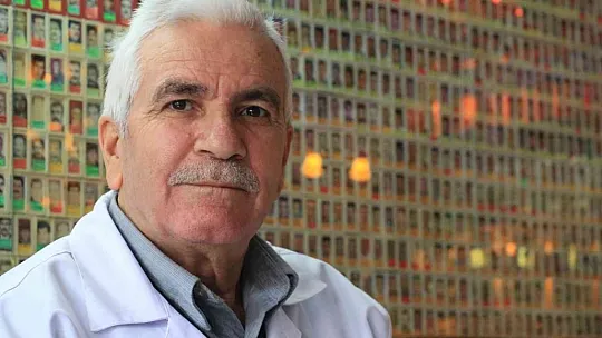 Kebanlı berberden 47 yıllık ilginç koleksiyon