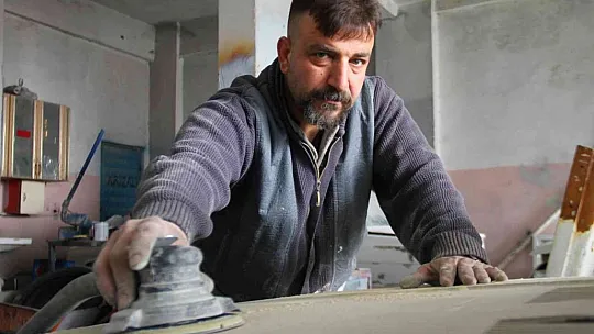 Zülfü ustanın okuma azmi hayran bıraktı