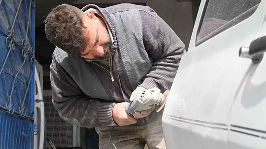 Zülfü ustanın okuma azmi hayran bıraktı