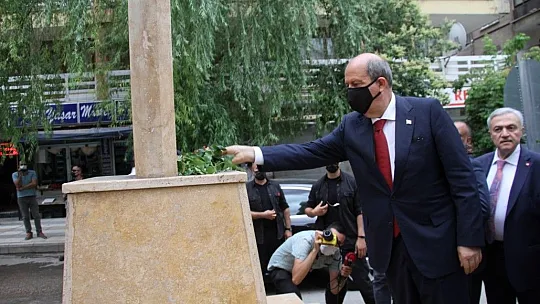 KKTC Cumhurbaşkanı Tatar, Nihat İlhan'ın evini ziyaret etti