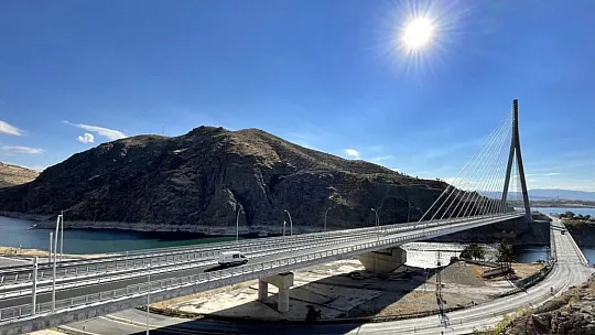 Kömürhan Köprüsü Elazığ ile Malatya arasındaki ulaşımda konforu artırdı