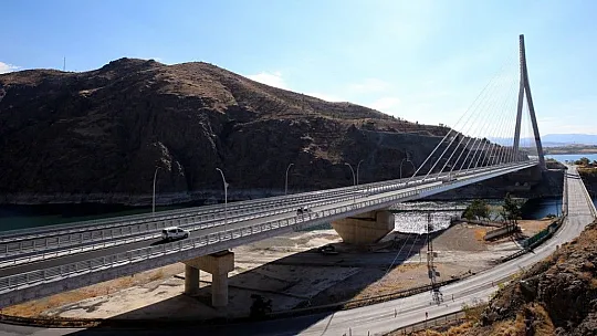 Kömürhan Köprüsü Elazığ ile Malatya arasındaki ulaşımda konforu artırdı