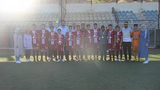Konteyner Cupta şampiyon Kırklar Mahallesi