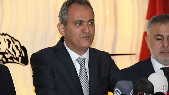 Bakan Mahmut Özer'den yüz yüze eğitimde kararlılık vurgusu