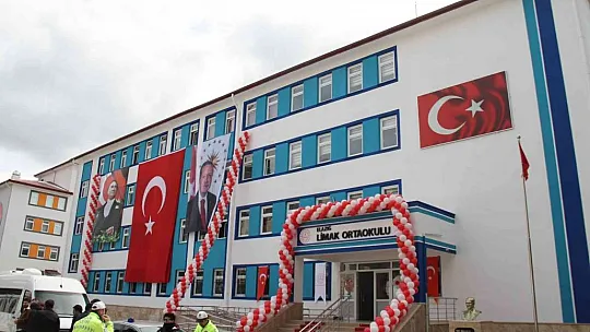 Bakan Özer: Son 19 yılda Türkiye'de eğitimde seferberlik ilan edildi