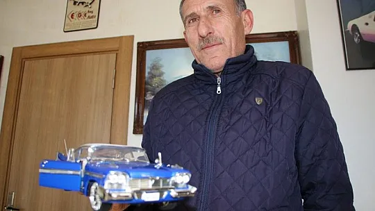 77 model emektar taksiye Müslüm Gürses bile binmiş
